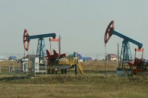 Путин за годы президентства сделал Россию еще более зависимой от нефти – Bloomberg