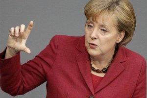 Около 40% немцев поддерживают отставку Меркель – Reuters