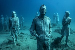 В Атлантическом океане готовится к открытию музей подводных скульптур