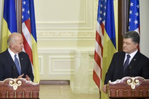 Байден и Порошенко ждут от Рады скорейшего принятия антикоррупционных законов
