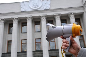 Може, час акторів міняти?..