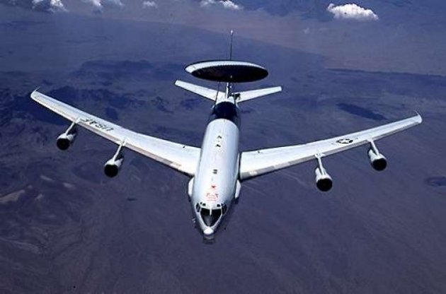 НАТО вооружит США самолетами AWACS для операций в Сирии - Столтенберг