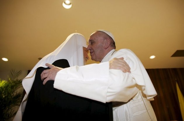 Папа римский Франциск и московский патриарх Кирилл подписали совместную декларацию
