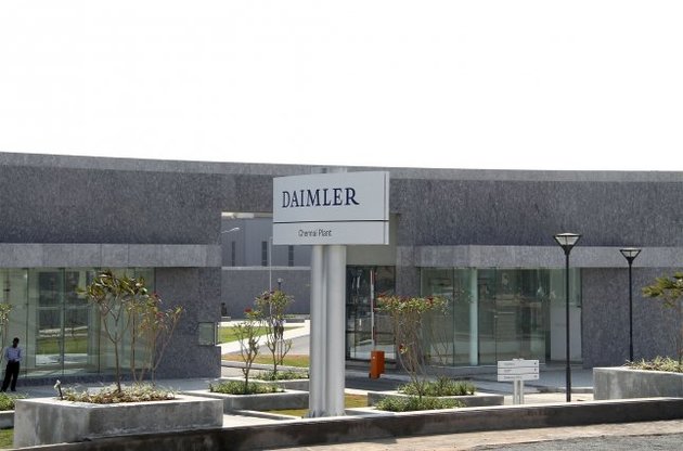 Германский концерн Daimler увольняет 1250 рабочих в США