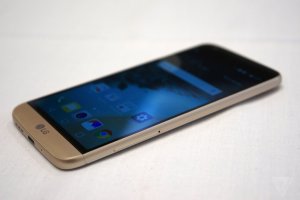 LG представила новий смартфон G5