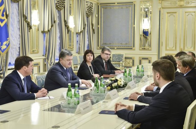 Порошенко назвал сторонников досрочных выборов популистами