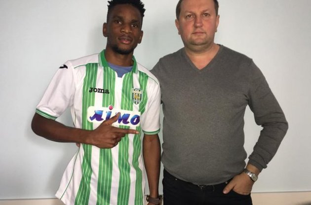 Окечукву стал игроком &quot;Карпат&quot;