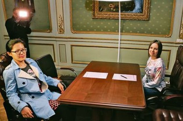 Музычук и Ифань выбрали себе кресла