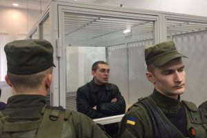 Суд відпустив поліцейського Олійника під домашній арешт