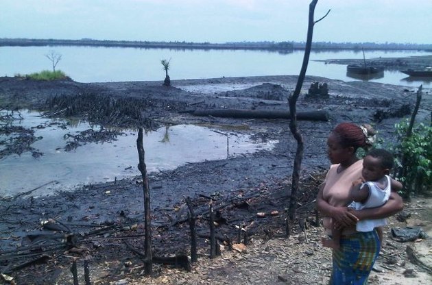 Нігерійські племена подали до суду на нафтову компанію Shell