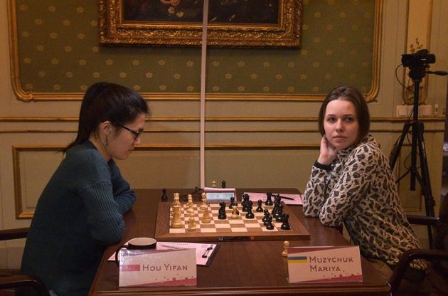 Китаянка вышла вперед