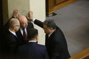 Турчинов не схвалює проведення дострокових парламентських виборів