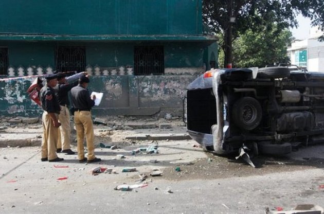 У Пакистані біля будівлі суду в результаті вибуху загинули не менше восьми осіб