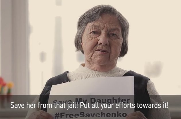 Мати Надії Савченко звернулася до світових лідерів: Врятуйте мою дитину