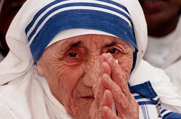 Ватикан зарахував матір Терезу до лику святих