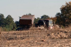 Россия перебросила в Донбасс танки, "Грады" и полевой госпиталь - разведка