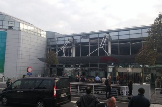 Телеканал Euronews сообщает о 17 погибших в результате взрывов в аэропорту Брюсселя
