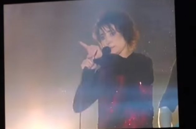 Земфіра вимагала прибрати український прапор