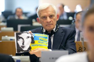 Брюссель помнит о Савченко, несмотря на взрывы – экс-председатель Европарламента