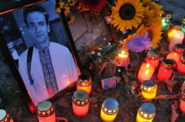 Похороны Георгия Гонгадзе: в Киеве началась траурная церемония погребения журналиста