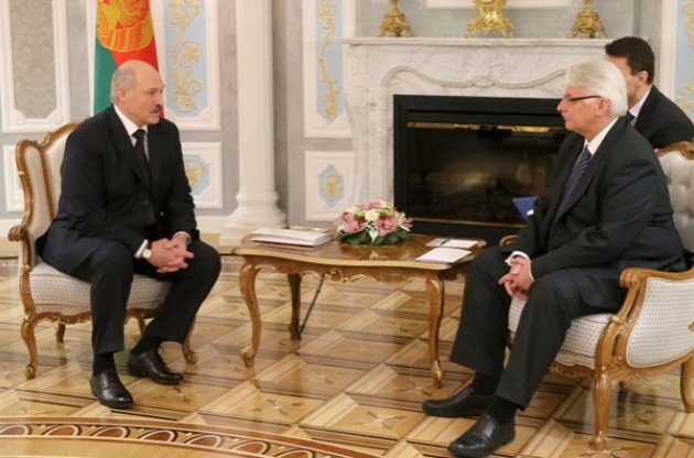 Лукашенко хоче грати значну роль в епіцентрі європейського континенту
