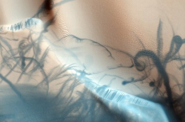 Ученые раскрыли секрет образования "пылевых дьяволов" на Марсе