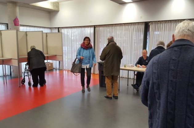 Референдум в Нідерланлах став перемогою Росії