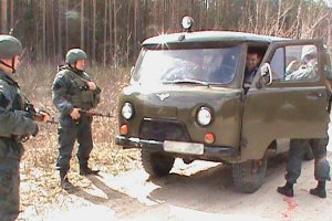 У Житомирській області зупинено нелегальний видобуток бурштину