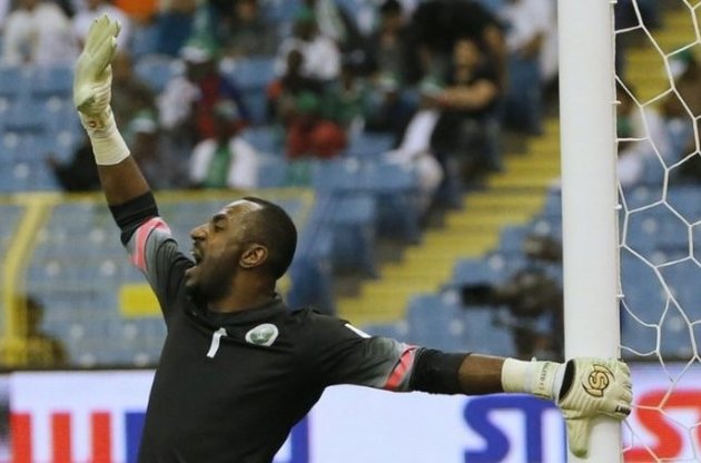 Прическа вратаря не понравилась сопернику