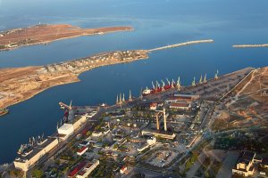 Кабмін офіційно закрив рибні порти Криму