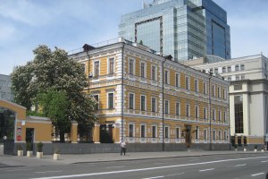 Академия выбирает зеленый?