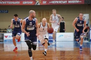 Визначилися всі півфіналісти чемпіонату України з баскетболу