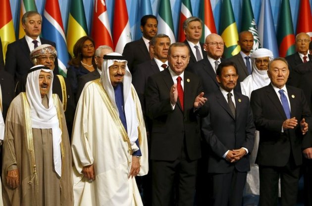 На саміті в Стамбулі були представлені понад 30 держав ісламського світу