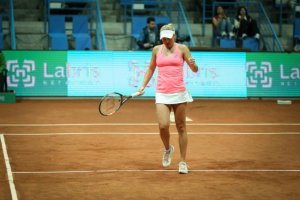 Украинка Козлова вышла в полуфинал теннисного турнира в Стамбуле