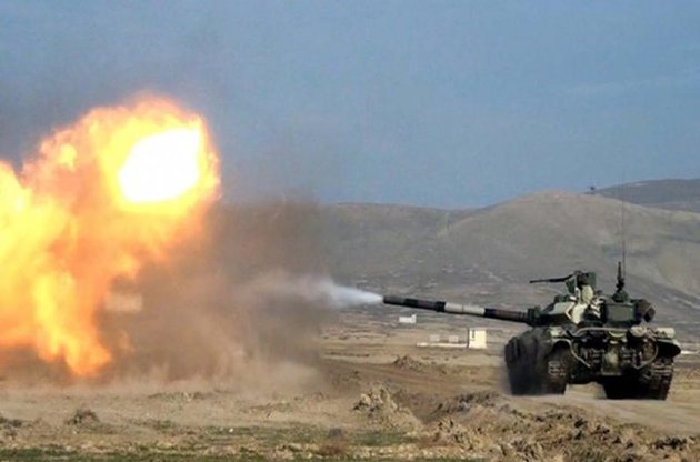 Азербайджан відбив танкову атаку вірменської армії