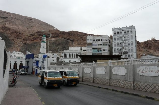Йеменские военные отбили портовый город у "Аль-Каиды"
