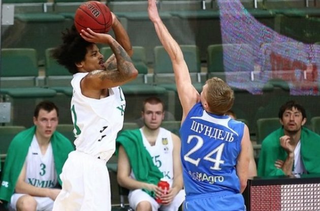 "Хімік" зрівняв рахунок у серії