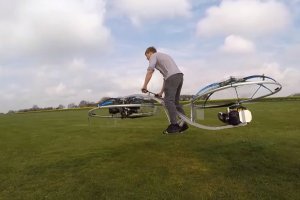 Изобретатель из Британии собрал в гараже "летающий велосипед"