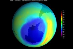 Озоновая дыра защищает Антарктиду от воздуха из теплых широт – ученые