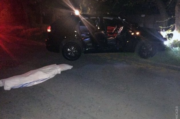 В Одесі розстріляли автомобіль, убитий адвокат – ЗМІ