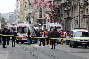 В Стамбуле прогремел взрыв, не менее четырех человек получили ранения