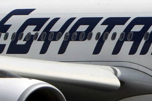 "Ми зіб'ємо цей літак": ЗМІ дізналися про написи з погрозами на борту лайнера EgyptAir