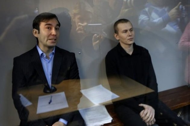 Защита российских ГРУшников намерена просить Порошенко об их помиловании