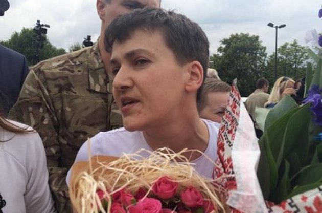 Савченко зробила першу публічну заяву після повернення до України