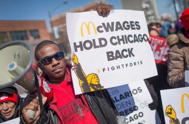 McDonald's пришлось приостановить работу штаб-квартиры в Чикаго из-за протестов сотрудников