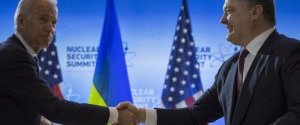 Порошенко поблагодарил Байдена и Обаму за вклад в освобождение Савченко