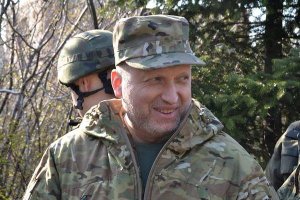 Турчинов не виключає відновлення повномасштабних військових дій в Донбасі