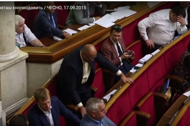 Святаш является давним автолоббистом