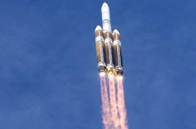 США запустили тяжелую ракету Delta IV с разведывательным спутником