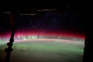 Астронавт ESA опубликовал фото полярного сияния